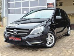 Schwarz Gebraucht 2011 Mercedes B180 Night Van / Kleinbus | 8.790 € (Fairer Preis)