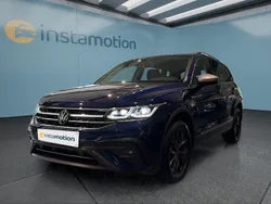 Blau Gebraucht 2024 VW Tiguan SUV | 35.549 € (Guter Preis)