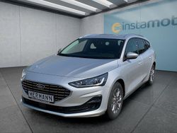 Silber Neu 2025 Ford Focus Limousine | 30.649 € (Etwas zu teuer)