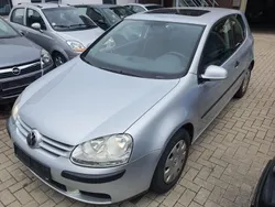 Silber Gebraucht 2004 VW Golf V Kleinwagen | 699 € (Superpreis)