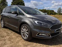Schwarz Gebraucht 2019 Ford S-MAX Vignale Van / Kleinbus | 25.500 € (Fairer Preis)