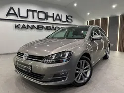 Grau Gebraucht 2015 VW Golf VII LOUNGE Limousine | 8.990 € (Guter Preis)