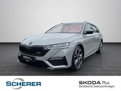 Grau Gebraucht 2021 Skoda Octavia RS Kombi | 30.680 € (Fairer Preis)