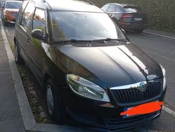 Schwarz Gebraucht 2010 Skoda Roomster Kombi | 2.500 € (Fairer Preis)