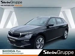 Schwarz magic perleffekt Gebraucht 2024 Skoda Kamiq Selection SUV | 25.470 € (Etwas zu teuer)