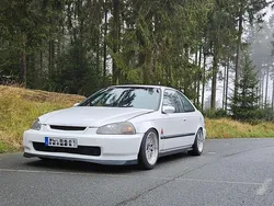 Weiß Gebraucht 1999 Honda Civic Coupé | 12.000 €