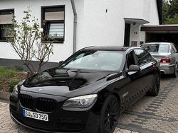 Schwarz Gebraucht 2011 BMW 750 Limousine | 13.800 € (Etwas zu teuer)