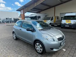 Grau Gebraucht 2008 Toyota Yaris Kleinwagen | 2.499 € (Fairer Preis)