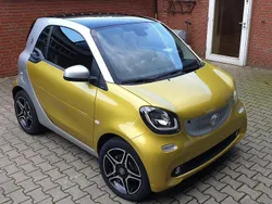 Gelb Gebraucht 2017 Smart ForTwo Electric Drive Kleinwagen | 8.888 € (Fairer Preis)