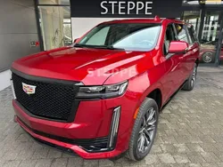 Rot Neu 2024 Cadillac Escalade SUV | 136.800 € (Teuer)