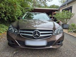 Braun Gebraucht 2013 Mercedes E220 Kombi | 12.300 € (Etwas zu teuer)