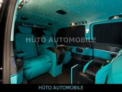 Schwarz Gebraucht 2024 Mercedes V300 Luxury Van / Kleinbus | 228.880 €