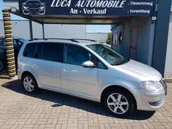 Silber Gebraucht 2010 VW Touran Trendline Van / Kleinbus | 3.999 € (Fairer Preis)