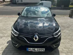 Schwarz Gebraucht 2019 Renault Mégane IV LIMITED Limousine | 9.199 € (Guter Preis)
