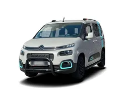 Beige Gebraucht 2020 Citroën Berlingo Shine Van / Kleinbus | 25.449 € (Teuer)