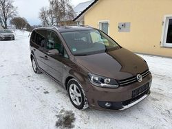 Braun Gebraucht 2014 VW Touran Cup Van / Kleinbus | 9.999 € (Guter Preis)