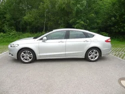 Silber Gebraucht 2015 Ford Mondeo Titanium Limousine | 15.000 € (Teuer)
