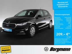 Schwarz / blackmagic Gebraucht 2025 Skoda Fabia Essence Limousine | 18.591 € (Fairer Preis)