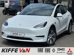 Weiß Gebraucht 2023 Tesla Model Y SUV | 32.990 € (Guter Preis)