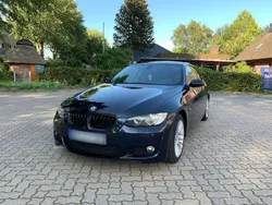 Blau Gebraucht 2009 BMW 320 Sport Line Coupé | 8.999 € (Etwas zu teuer)