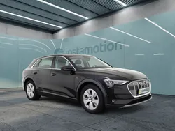 Schwarz Gebraucht 2022 Audi e-tron Advanced SUV | 46.900 €