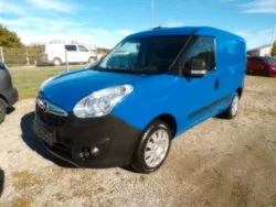 Royalblau h: u2/f:atlantikblau Gebraucht 2018 Opel Combo Edition Van / Kleinbus | 9.490 € (Fairer Preis)