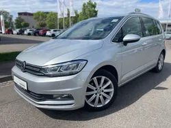 Reflexsilber metallic Gebraucht 2016 VW Touran Highline Van / Kleinbus | 21.300 € (Fairer Preis)