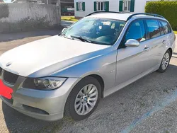 Silber Gebraucht 2005 BMW 320 Kombi | 3.799 €