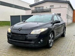 Schwarz Gebraucht 2011 Renault Mégane GrandTour Bose Edition Kombi | 2.900 € (Fairer Preis)