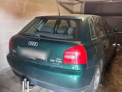 Grün Gebraucht 2000 Audi A3 Limousine | 1.100 € (Superpreis)