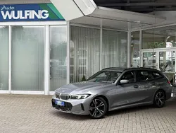 Skyscraper grau metallic Gebraucht 2024 BMW 320e M Sport Kombi | 40.890 € (Teuer)