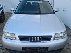 Silber Gebraucht 2001 Audi A3 Ambiente Limousine | 1.400 € (Guter Preis)