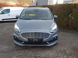 Grau Gebraucht 2020 Ford S-MAX Titanium Van / Kleinbus | 21.480 € (Teuer)