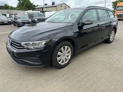 Schwarz Gebraucht 2020 VW Passat Basis Kombi | 12.990 € (Guter Preis)