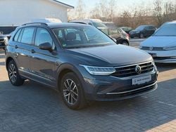 Grau Gebraucht 2022 VW Tiguan Life SUV | 25.990 € (Superpreis)