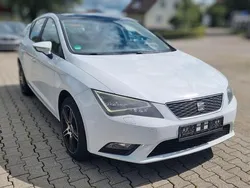 Weiß Gebraucht 2013 Seat Leon Style Limousine | 7.500 € (Fairer Preis)
