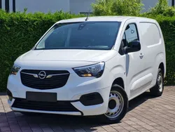 Weiß Gebraucht 2022 Opel Combo Edition Van / Kleinbus | 12.971 € (Guter Preis)