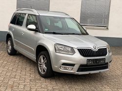 Grau Gebraucht 2016 Skoda Yeti SUV | 13.900 € (Fairer Preis)