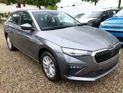 Black magic perleffekt Neu 2025 Skoda Scala Selection Kleinwagen | 24.229 € (Guter Preis)