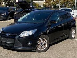 Schwarz Gebraucht 2011 Ford Focus Trend Limousine | 5.200 € (Fairer Preis)