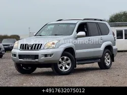 Silber Gebraucht 2006 Toyota Land Cruiser SUV | 12.990 € (Guter Preis)