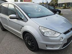Silber Gebraucht 2008 Ford S-MAX Ambiente Van / Kleinbus | 3.499 € (Guter Preis)