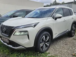 Brilliant white (m) Neu 2024 Nissan X-Trail Tekna SUV | 42.990 €