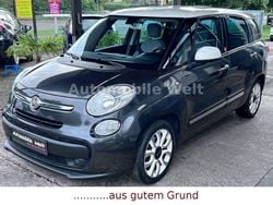 Schwarz Gebraucht 2014 Fiat 500L Van / Kleinbus | 5.980 € (Fairer Preis)