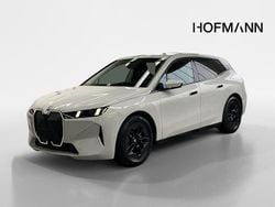 Alpinweiß uni Neu 2025 BMW iX SUV | 69.030 €