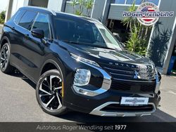 Diamond black Gebraucht 2024 Mitsubishi Outlander Edition SUV | 49.880 €