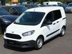 Weiß Gebraucht 2017 Ford Transit Kombi | 7.777 € (Fairer Preis)