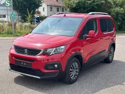 Rot Gebraucht 2019 Peugeot Rifter Allure Van / Kleinbus | 14.899 € (Guter Preis)