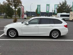 Weiß Gebraucht 2013 BMW 318 Luxury Line Kombi | 8.100 € (Fairer Preis)