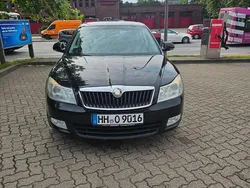 Schwarz Gebraucht 2009 Skoda Octavia Elegance Limousine | 3.890 €